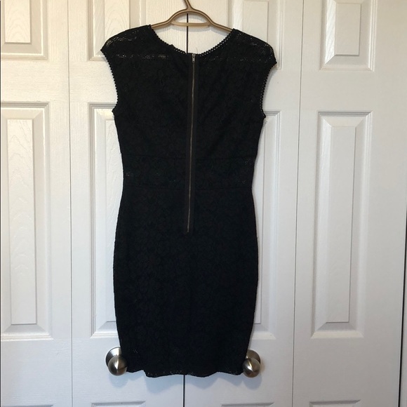 Guess lace dress - Picture 3 of 4